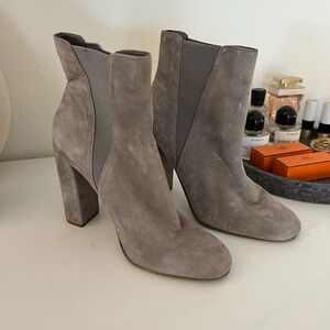 Steve Madden Suede Booties
